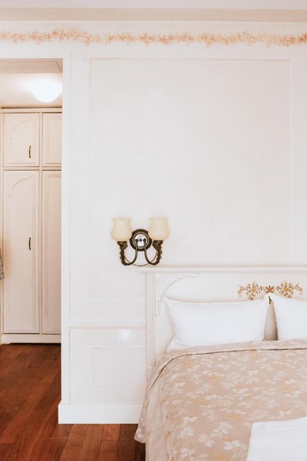 Villa Toscana Warszawa Екстериор снимка