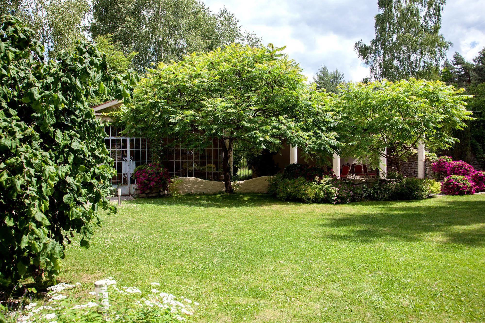 Villa Toscana Warszawa Екстериор снимка
